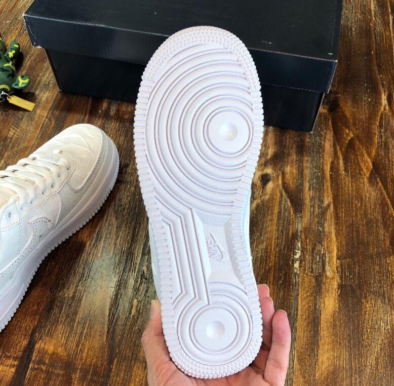 SAMC - NKE Shoes - 1811