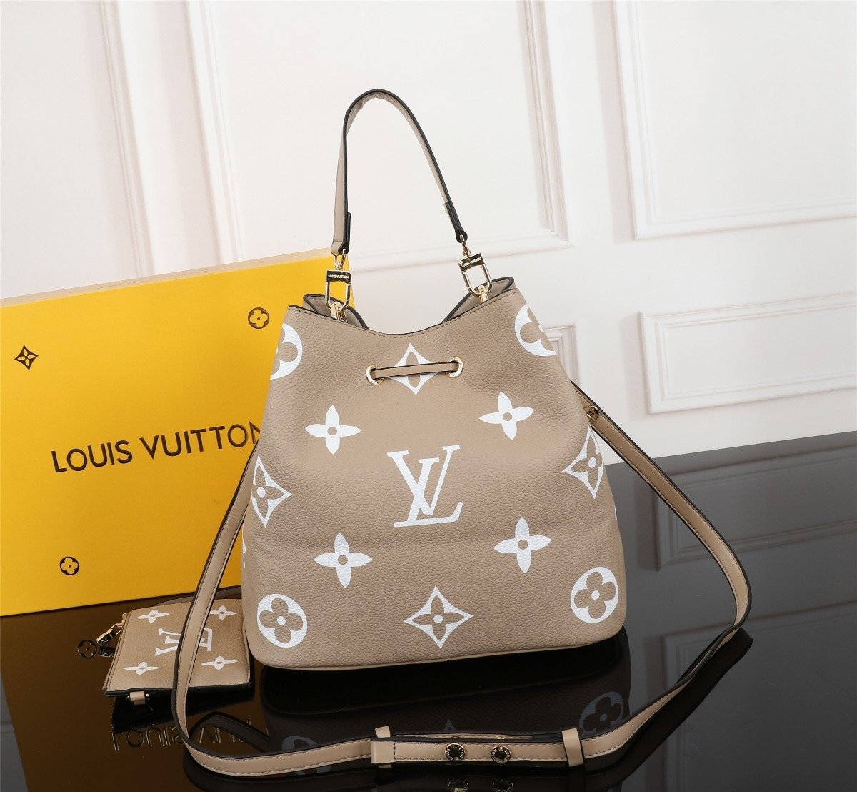 EN - New Arrival Bags LUV 032