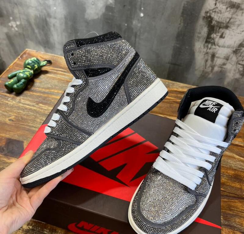 SAMC - NKE Shoes - 435