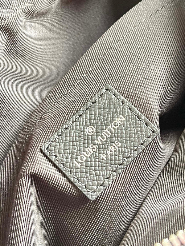 LOV2 Bags - Luxurious Bags  1212