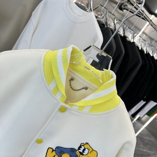 SAMC - LOV Clothes - 006