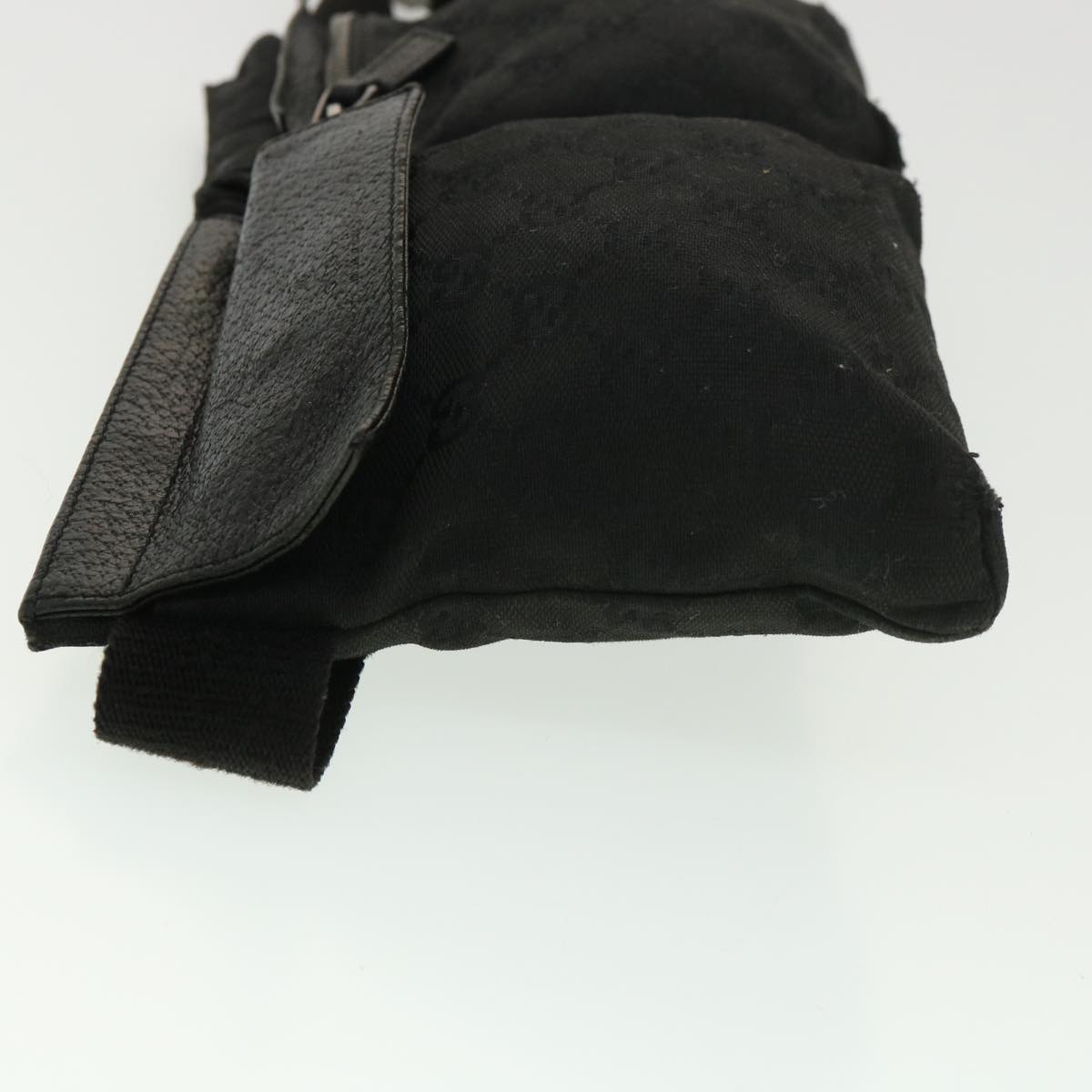 GUCCI GG Canvas Waist bag Black 28566 39289