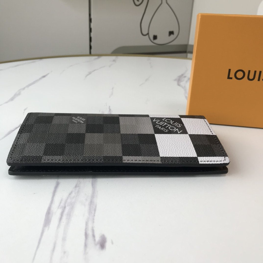 EN - New Arrival Wallet LUV 051
