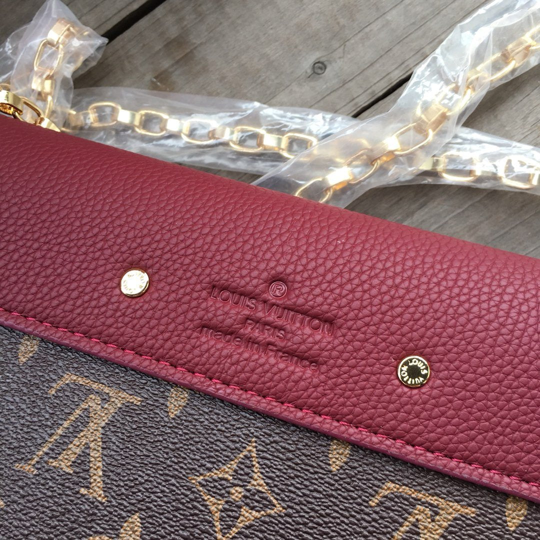 EN - New Arrival Bags LUV 208