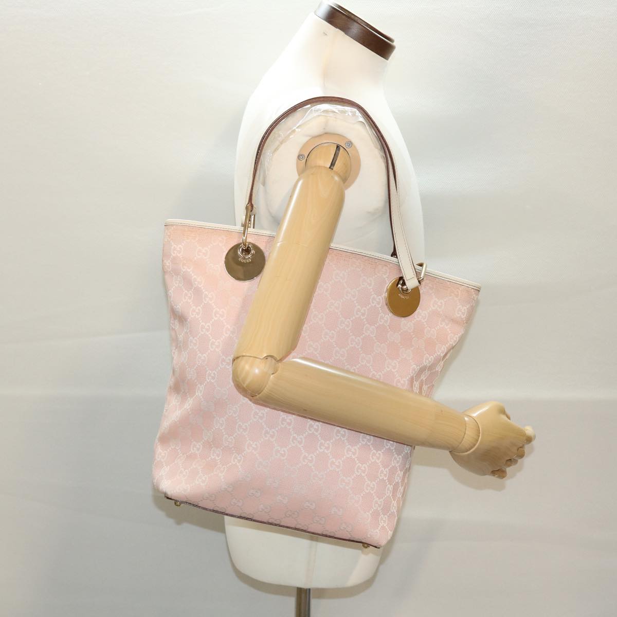 GUCCI GG Canvas Shoulder Bag Pink 120836 39455