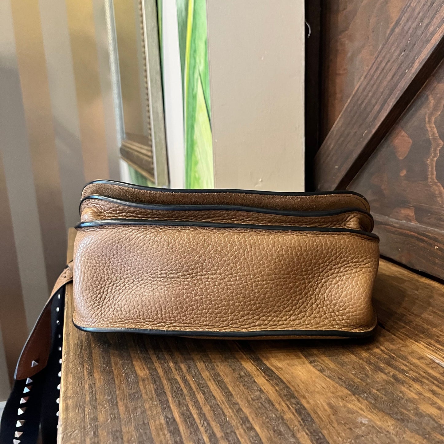 VALENTINO Band Rockstud Grained Calfskin Crossbody Bag ADI1194