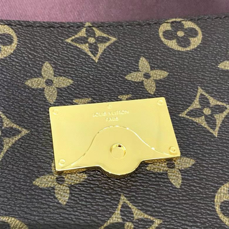 LOV2 Bags - Luxurious Bags  1255