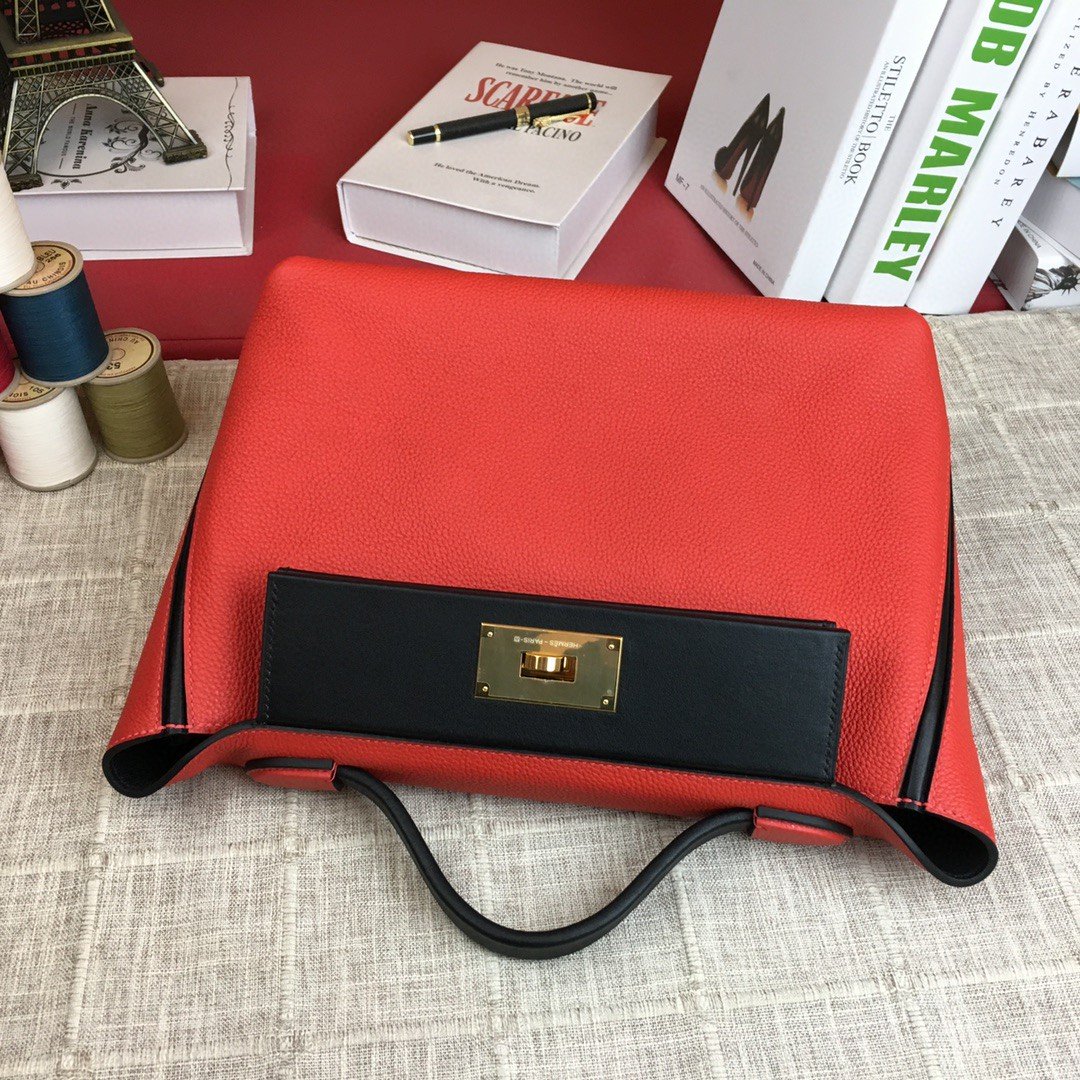 GLAMI 24/24 ClemenGLAMI Swift Red Gold Toned Hardware For Women, Handbags, Shoulder Bags 11.4in/29cm