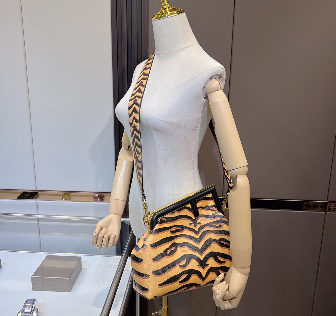 EN - New Arrival Bags FEI 244