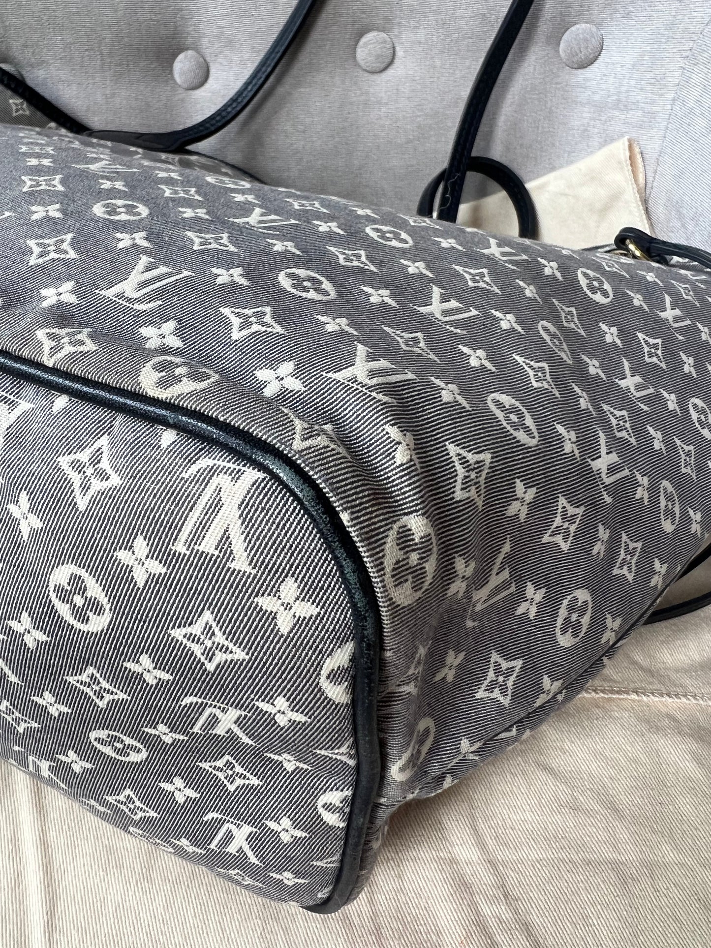 Louis Vuitton Neverfull MM Monogram Idylle Mini Lin