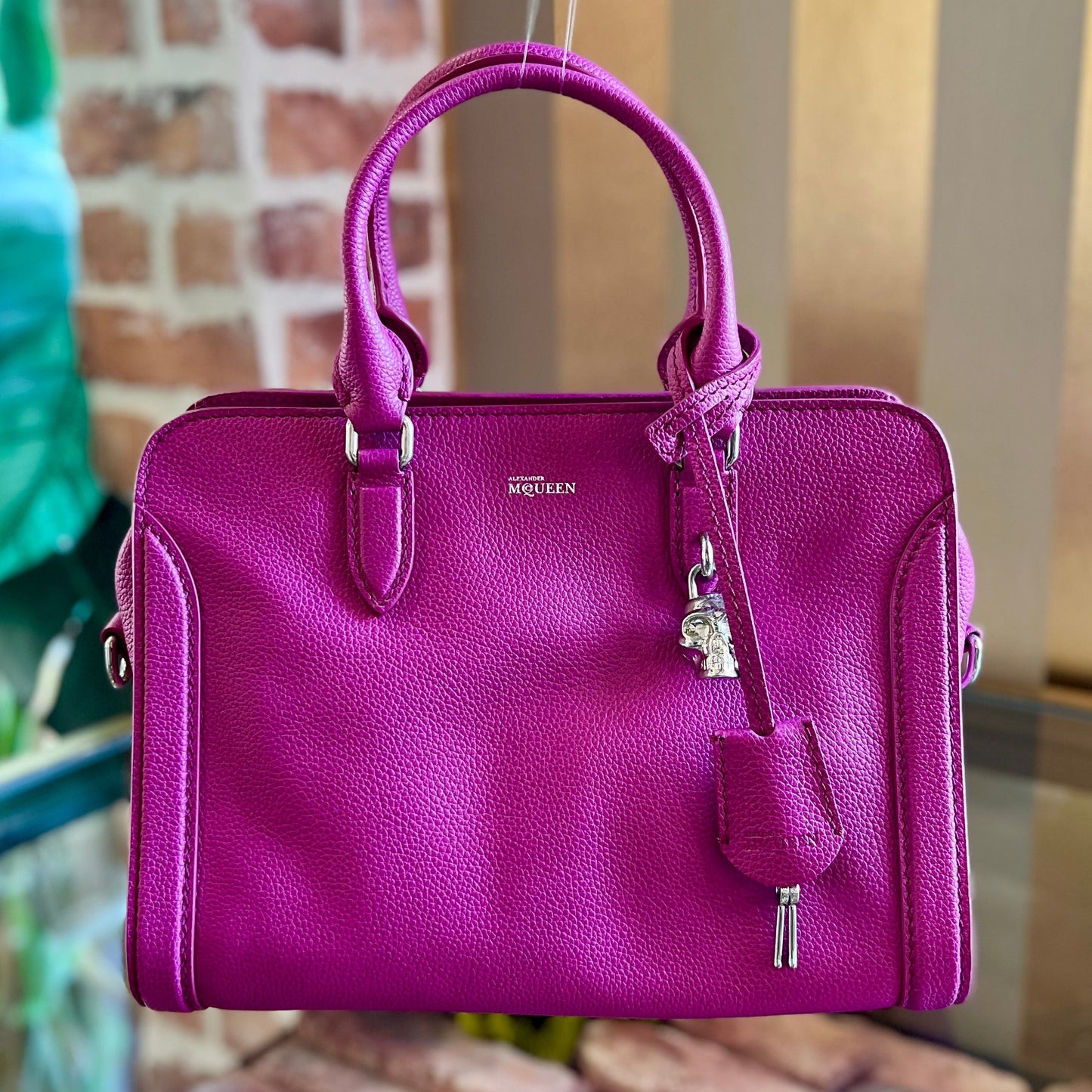 ALEXANDER MCQUEEN Skull Padlock Zip Medium Magenta Handbag