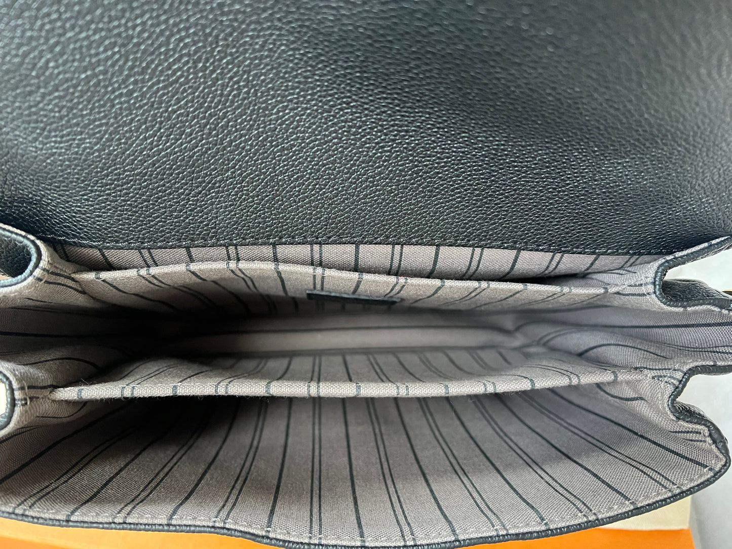 Louis Vuitton Pochette Metis Black Empreinte (RRP £2,110)