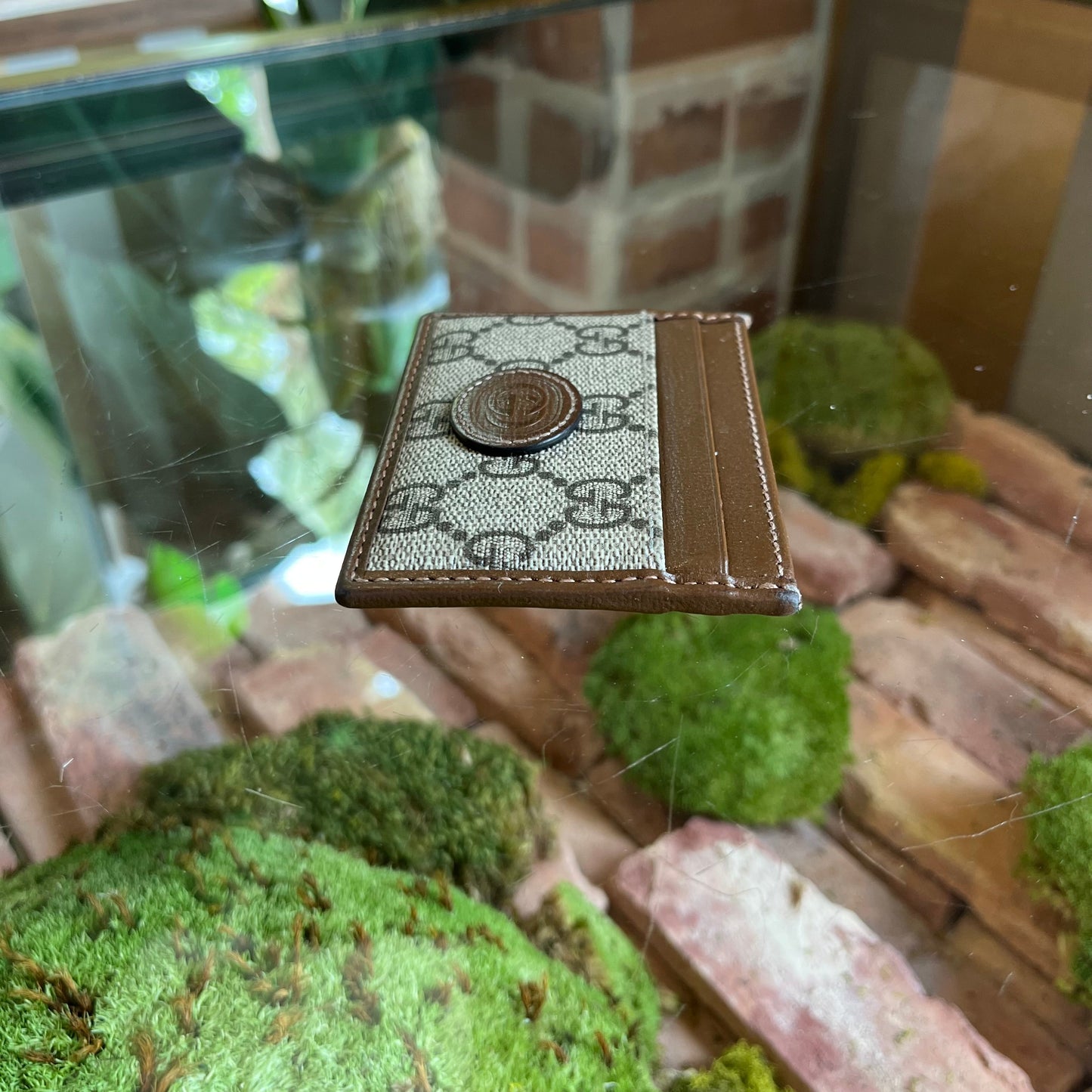 GUCCI GG Supreme Azalea Card Holder