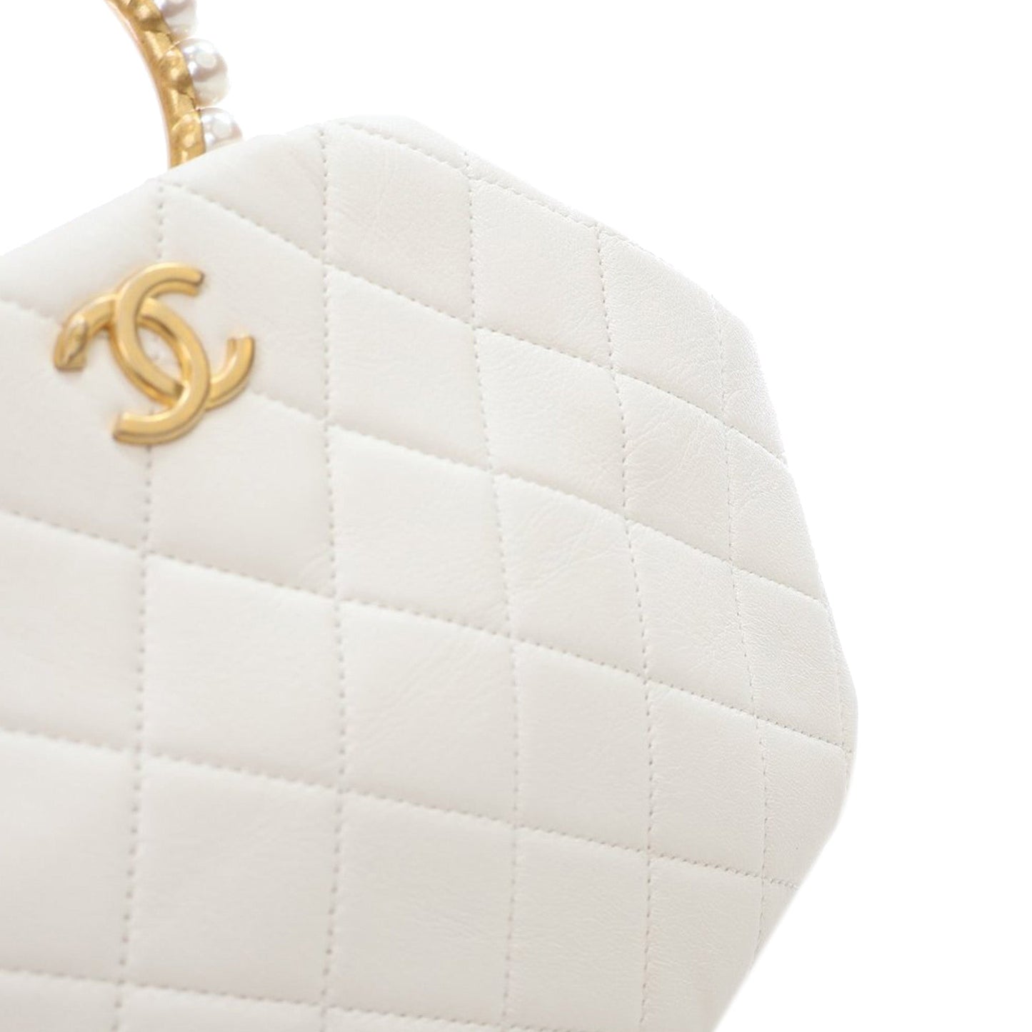 Chanel Quilted Lambskin Pearl Crown Handle Clutch Bag