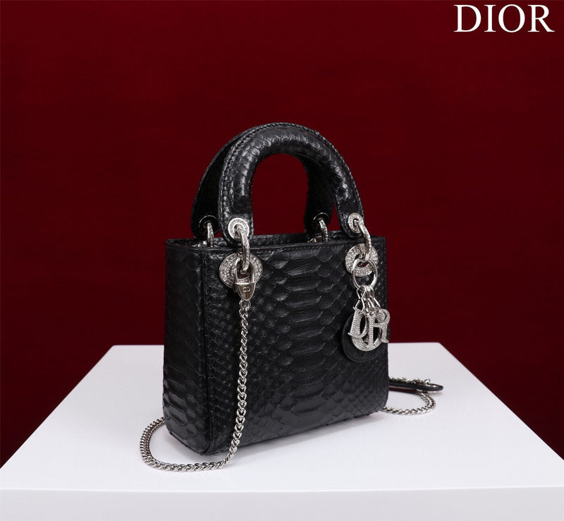 ELE - Dir Bags - 1683