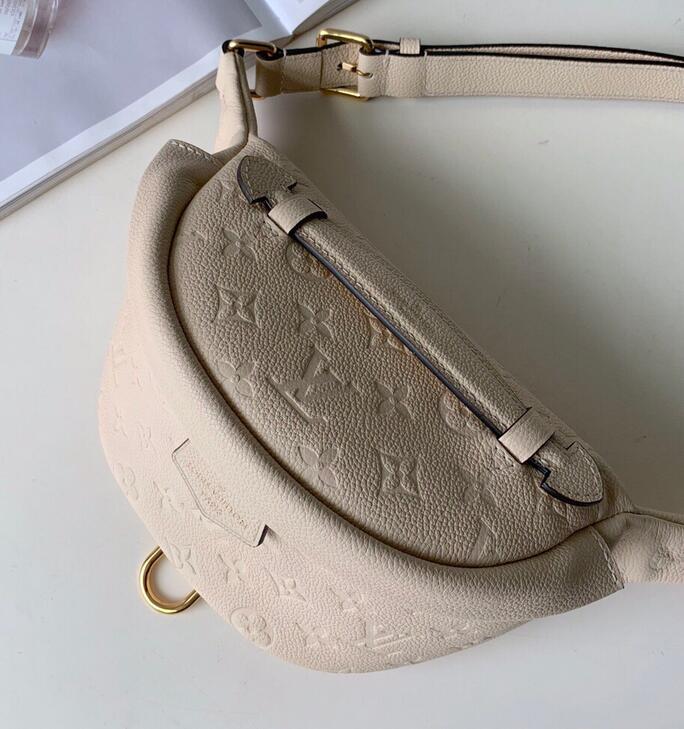 SAMC - LOV Bags - 2937