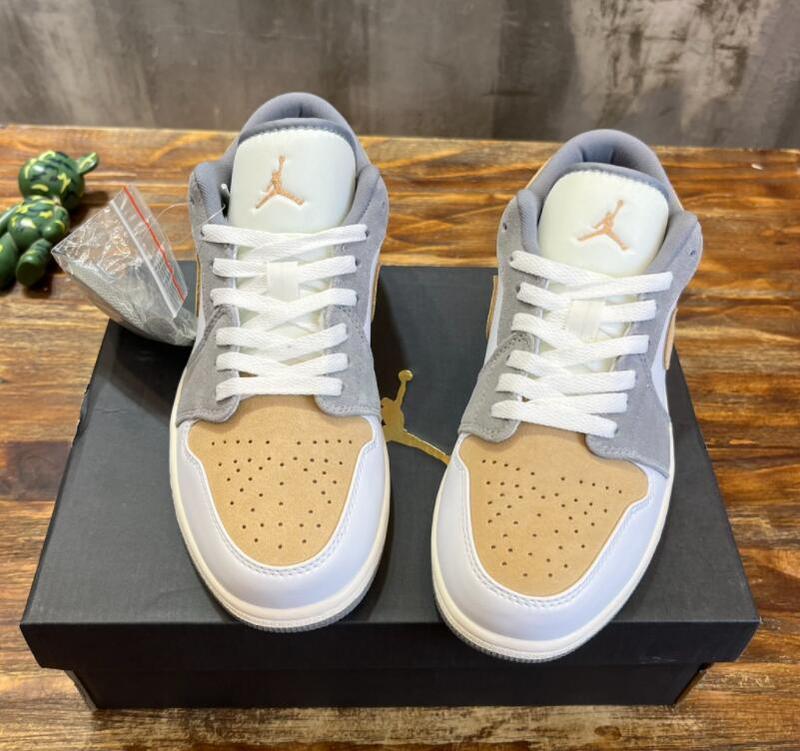 SAMC - NKE Shoes - 424