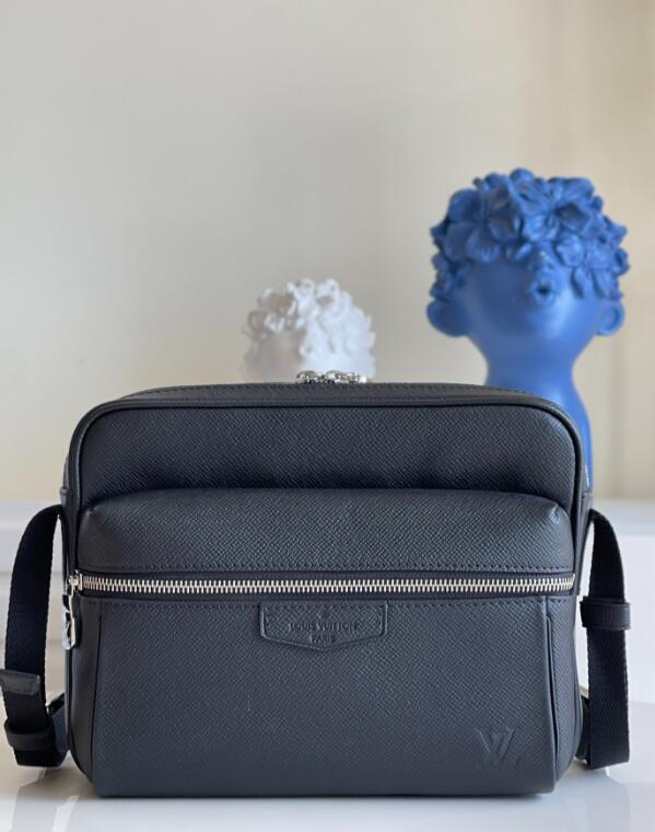 SAMC - LOV Bags - 2064