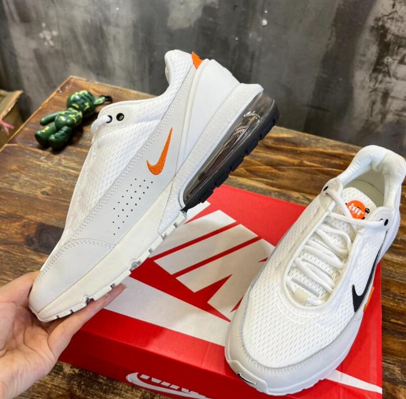 SAMC - NKE Shoes - 401