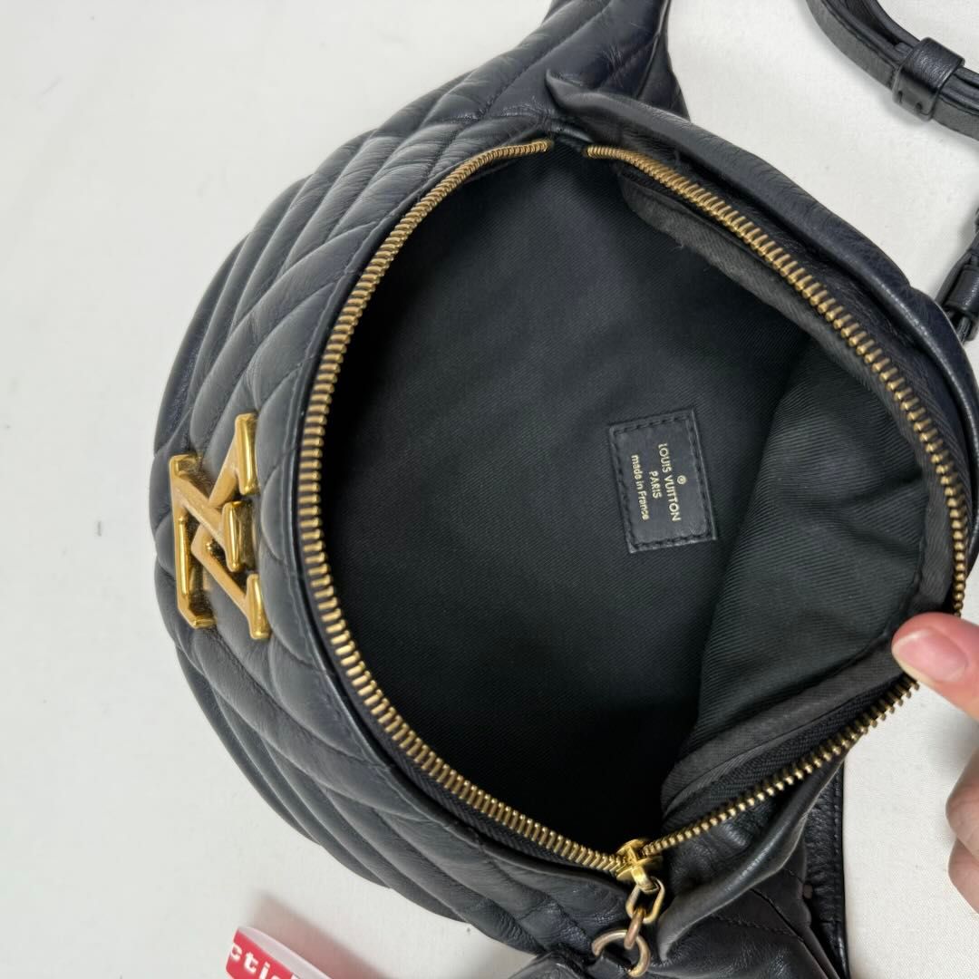 GLM-Monogram New Wave Bumbag Black B21-81