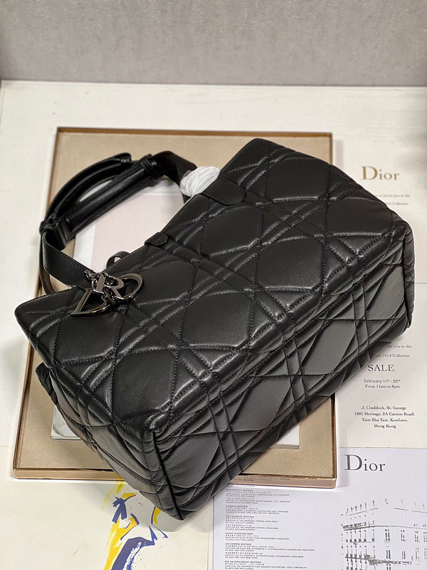 ELE - Dir Bags - 1583