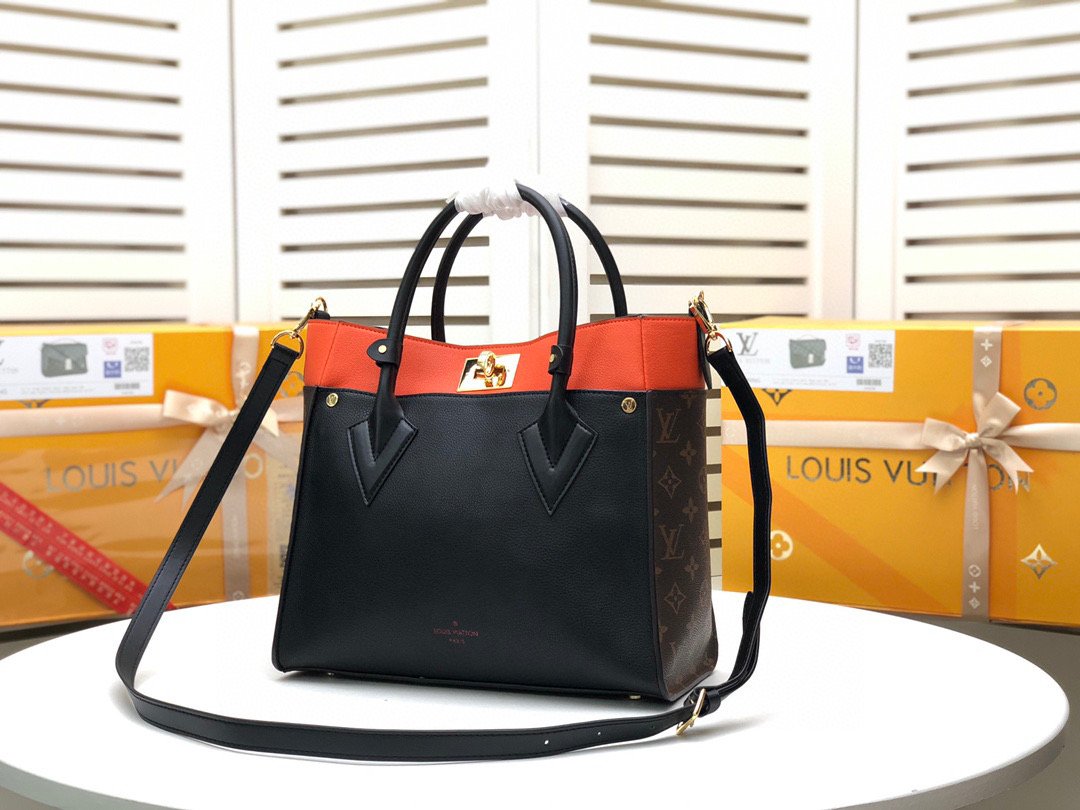 EN - New Arrival Bags LUV 043