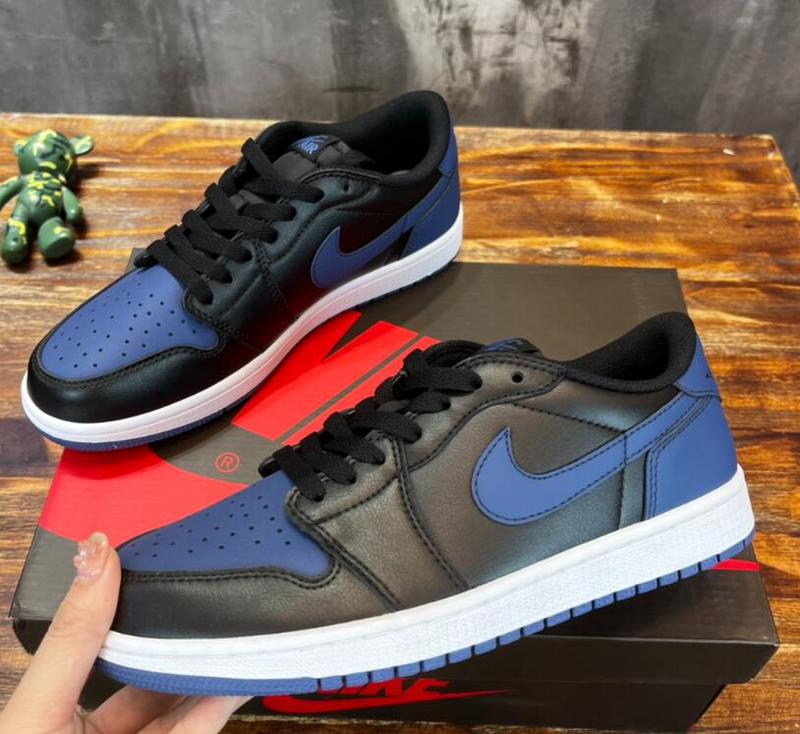 SAMC - NKE Shoes - 913