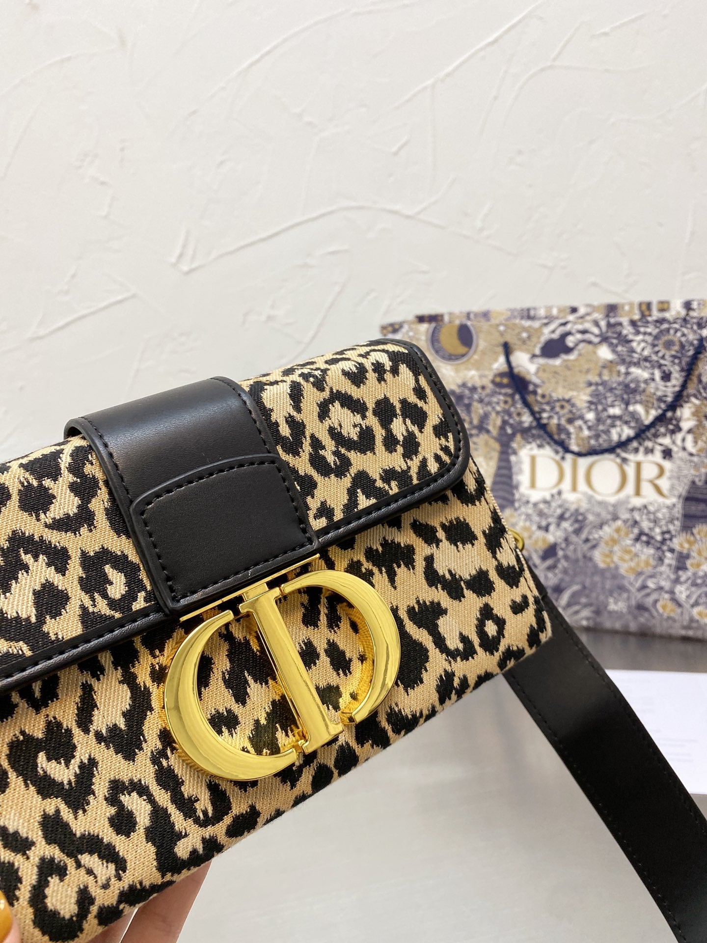 EN - New Arrival Bags DIR 329
