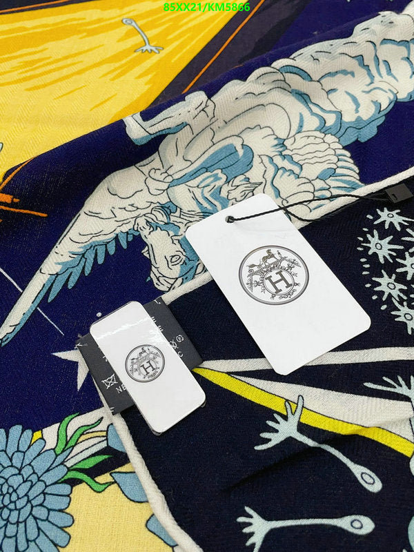 SAMC - HMS Scarves - 051