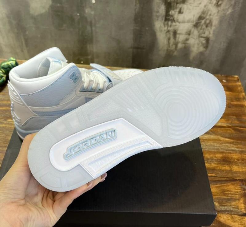 SAMC - NKE Shoes - 210