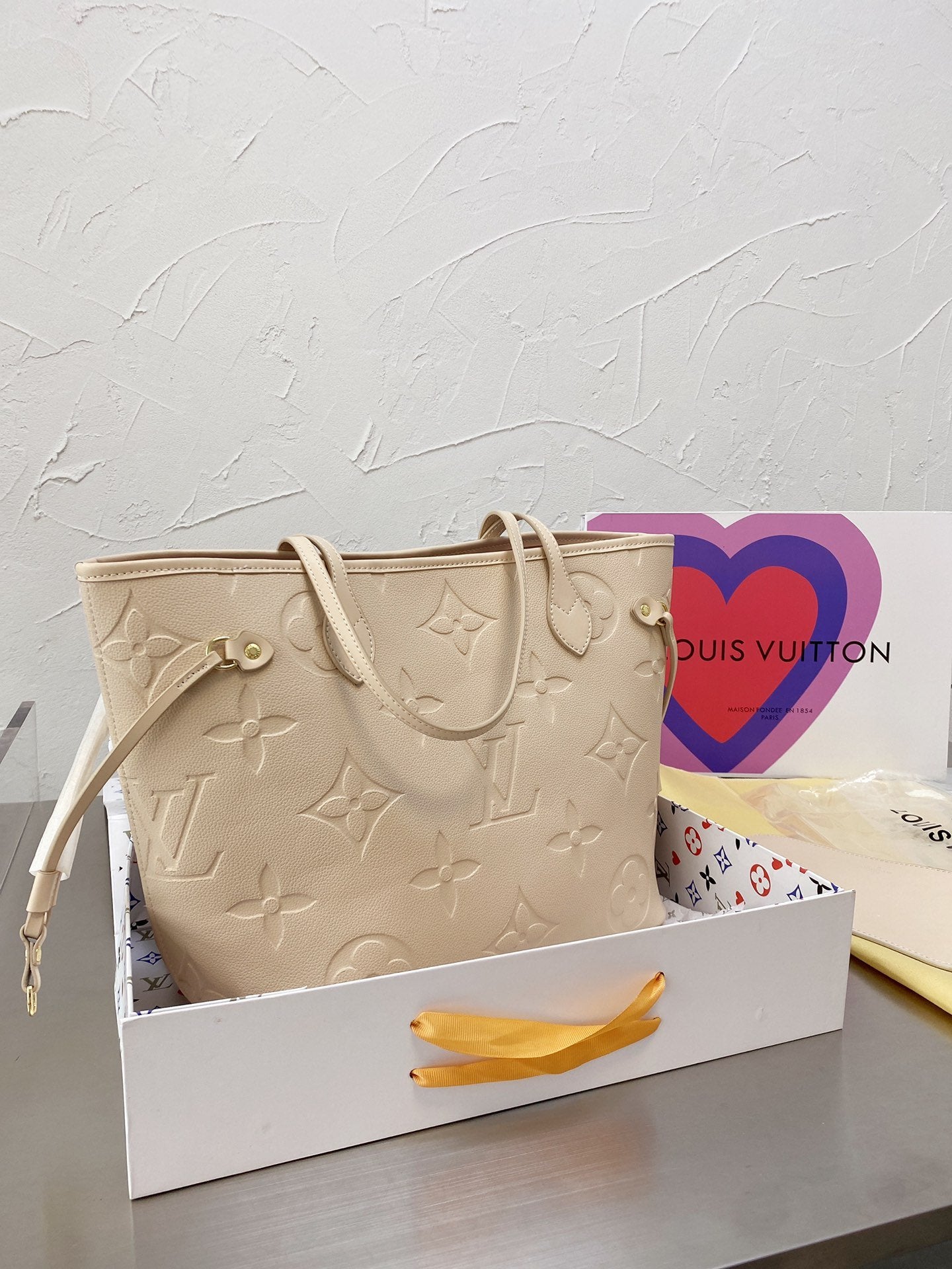 EN - New Arrival Bags LUV 076