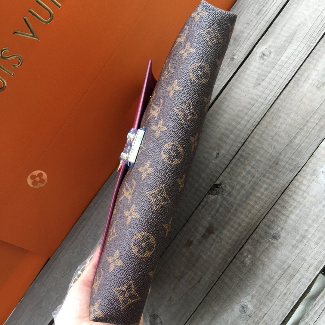 EN - New Arrival Bags LUV 208