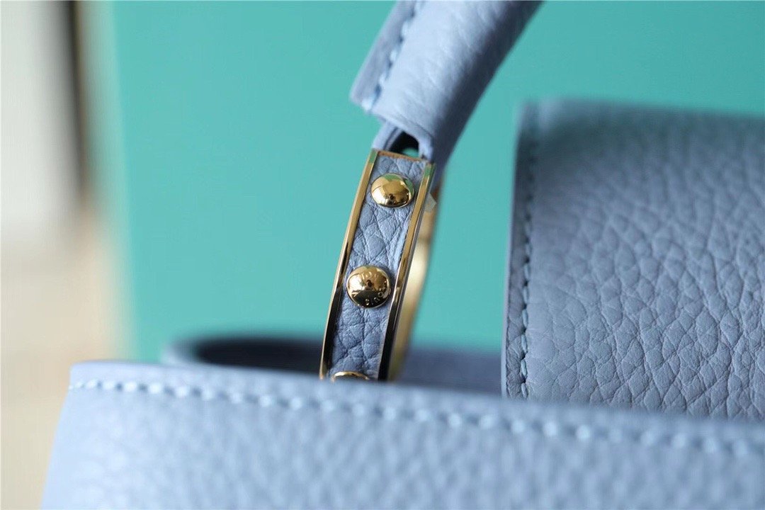 LV Capucines MM Taurillon Light Blue/ Beige For Women, WomenÃ¢â‚¬â„¢s Bags, Shoulder And Crossbody Bags 12.4in/31.5cm LVÃ‚Â 
