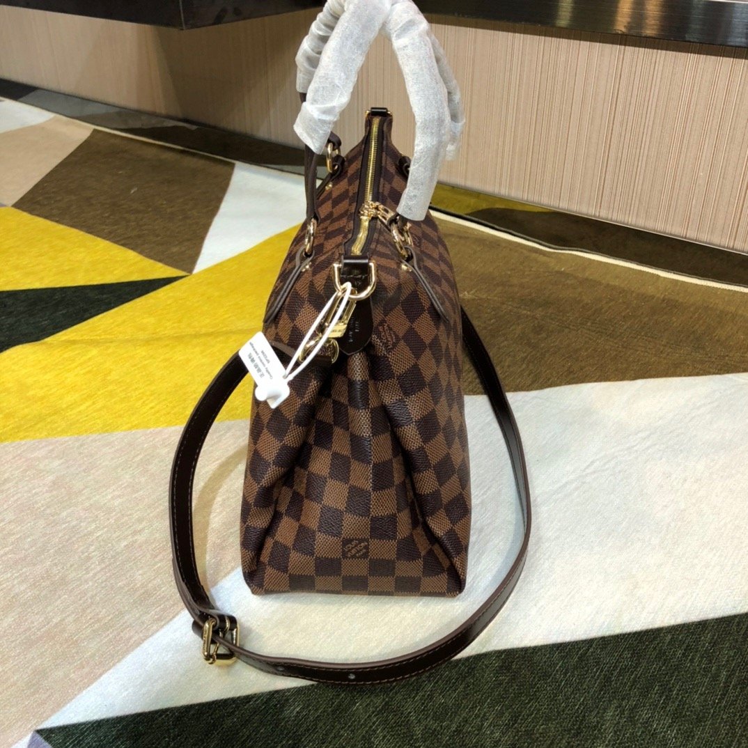 EN - New Arrival Bags LUV 247