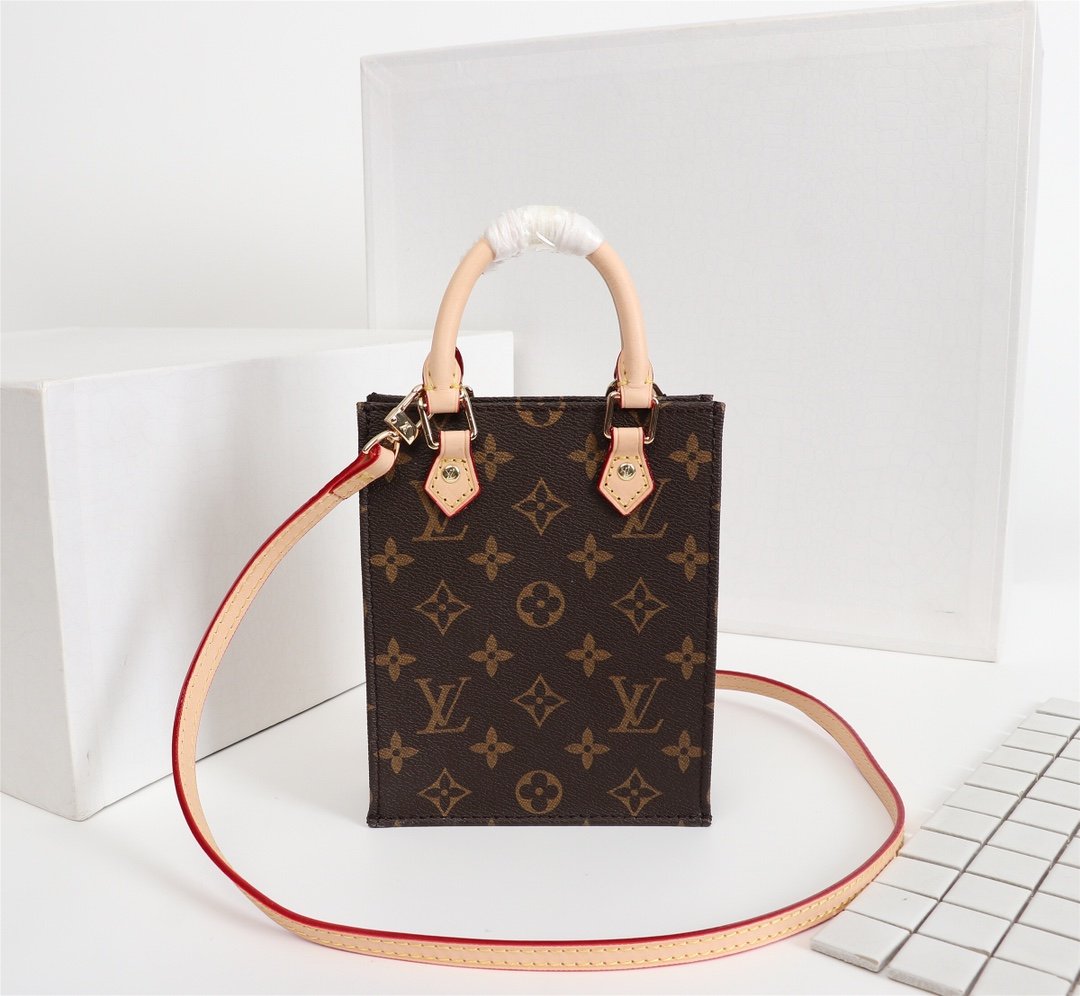 EN - New Arrival Bags LUV 010
