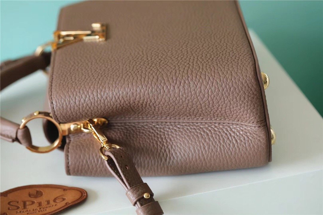 LV Capucines GLAMI Taurillon Light Brown For Women,  Shoulder And Crossbody Bags 26cm/10.6in LV