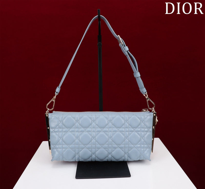 ELE - Dir Bags - 749