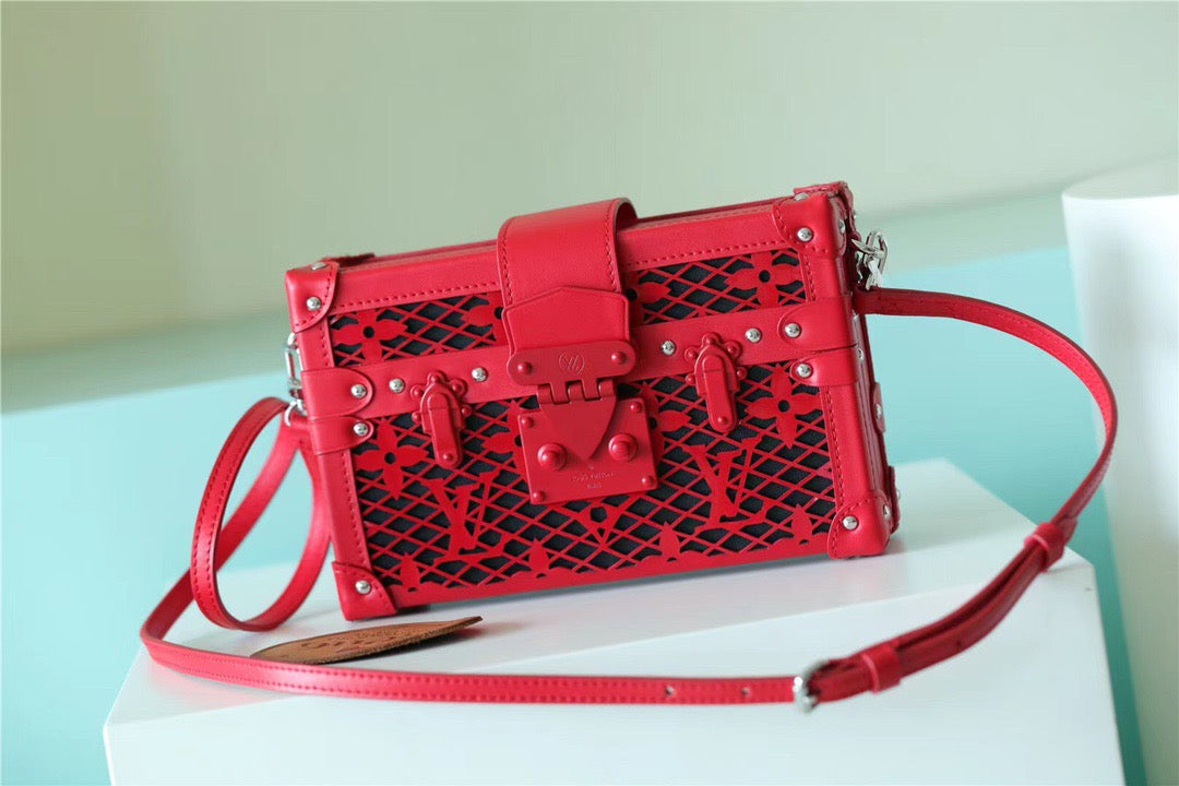 LV Petite Malle Monogram Red For Women, WomenÃ¢â‚¬â„¢s Handbags, Shoulder And Crossbody Bags 7.9in/20cm LVÃ‚Â 