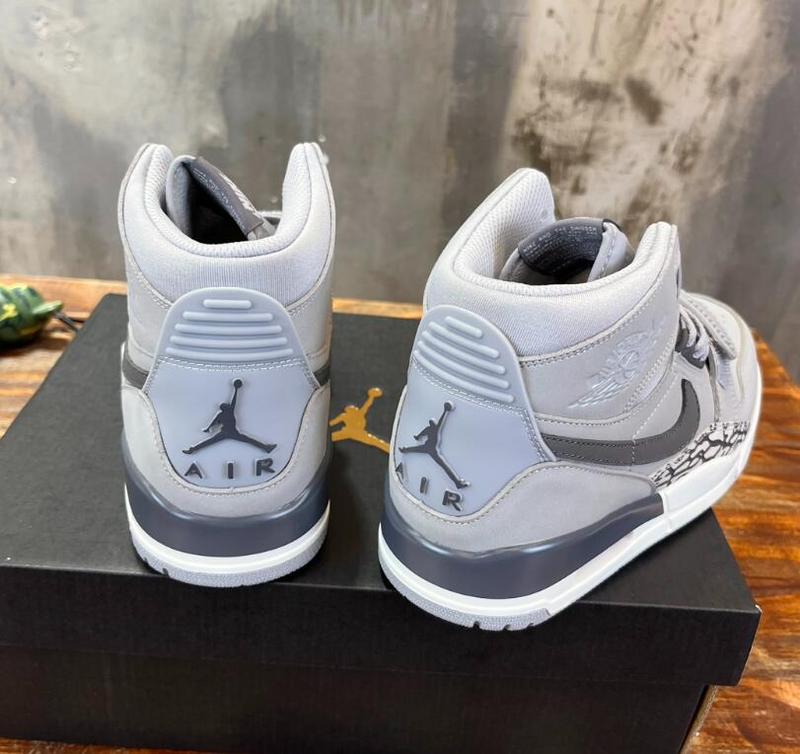 SAMC - NKE Shoes - 200