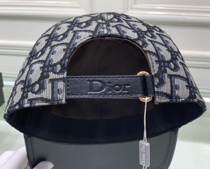 SAMC - Mix Hats - 040