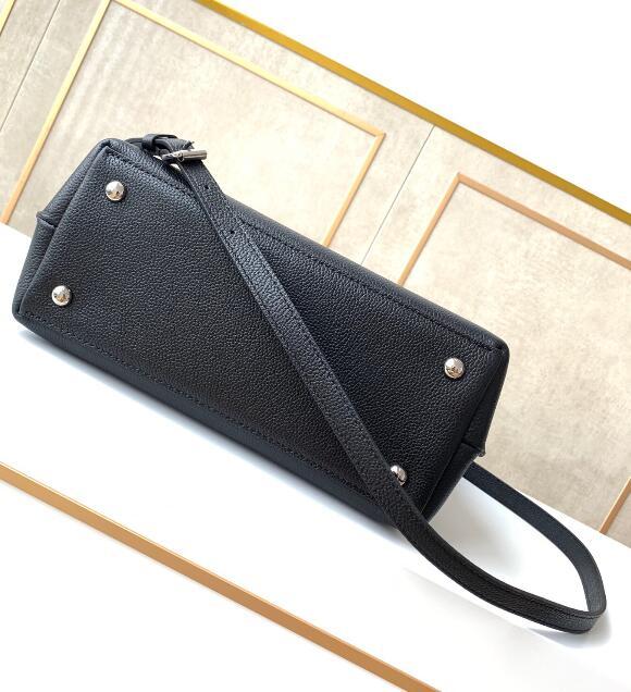 SAMC - LOV Bags - 2499
