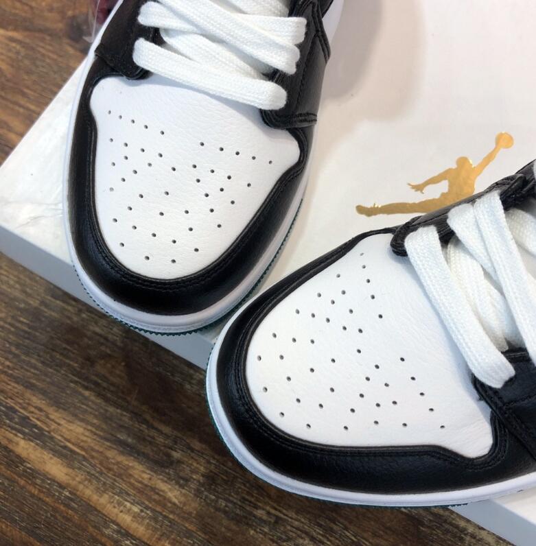 SAMC - NKE Shoes - 1008