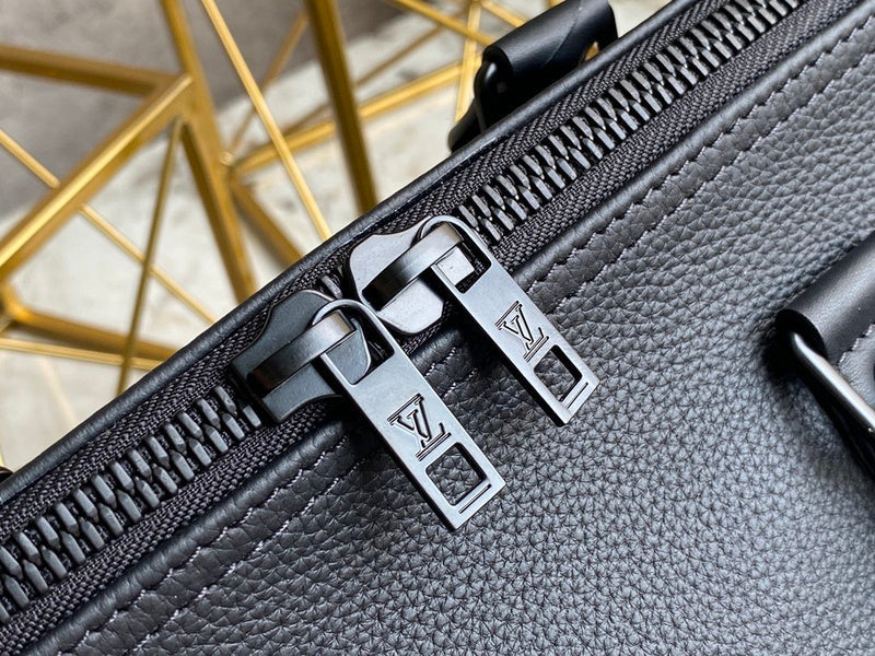 LOV2 Bags - Luxurious Bags  1209