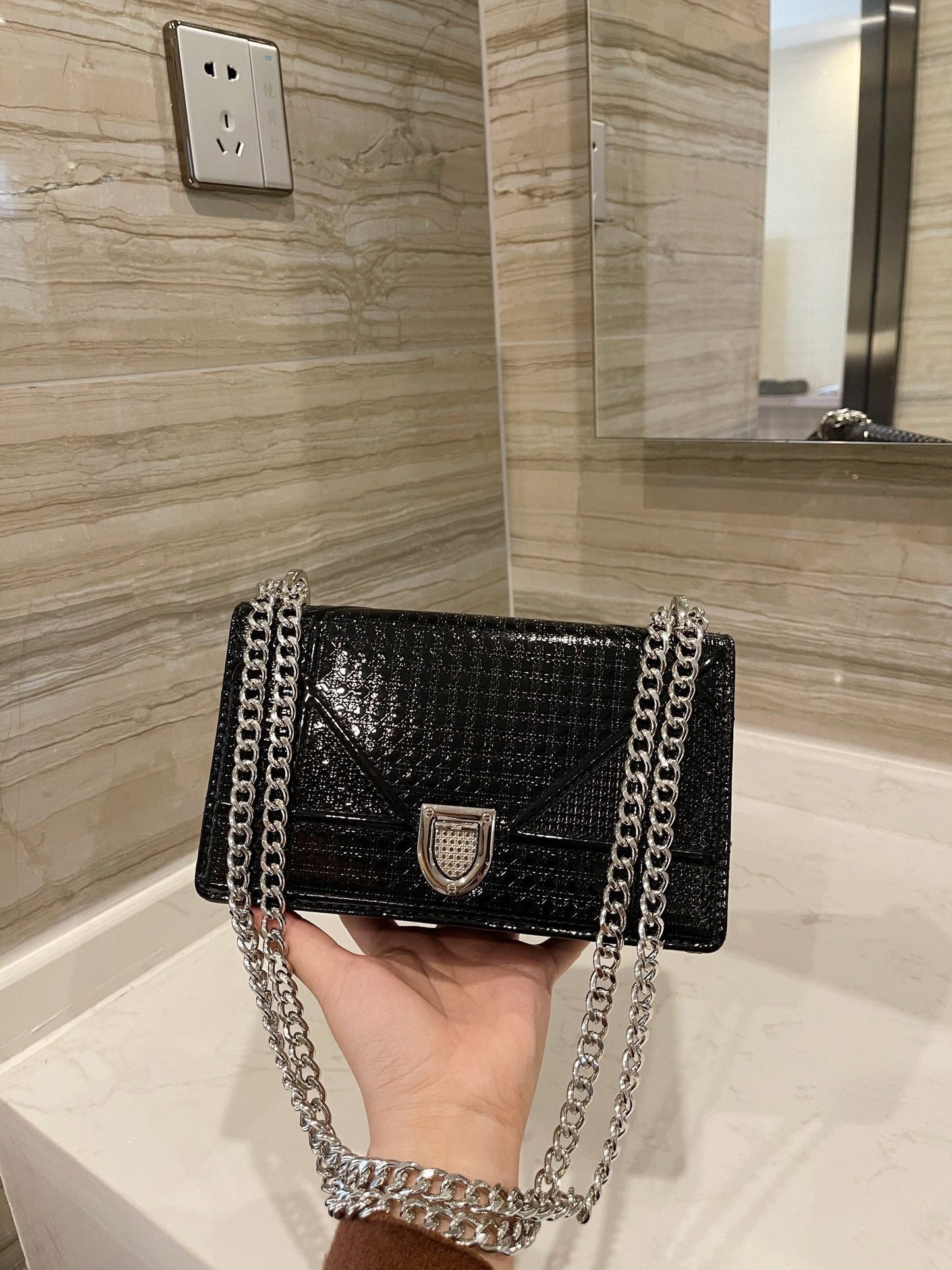 EN - New Arrival Bags DIR 044