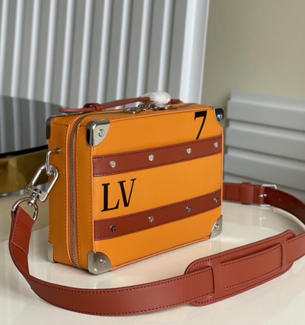 SAMC - LOV Bags - 1845