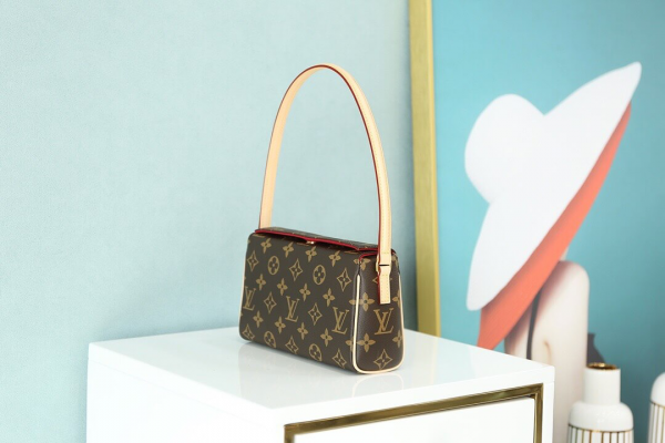 LOV2 Bags - Luxurious Bags  1351