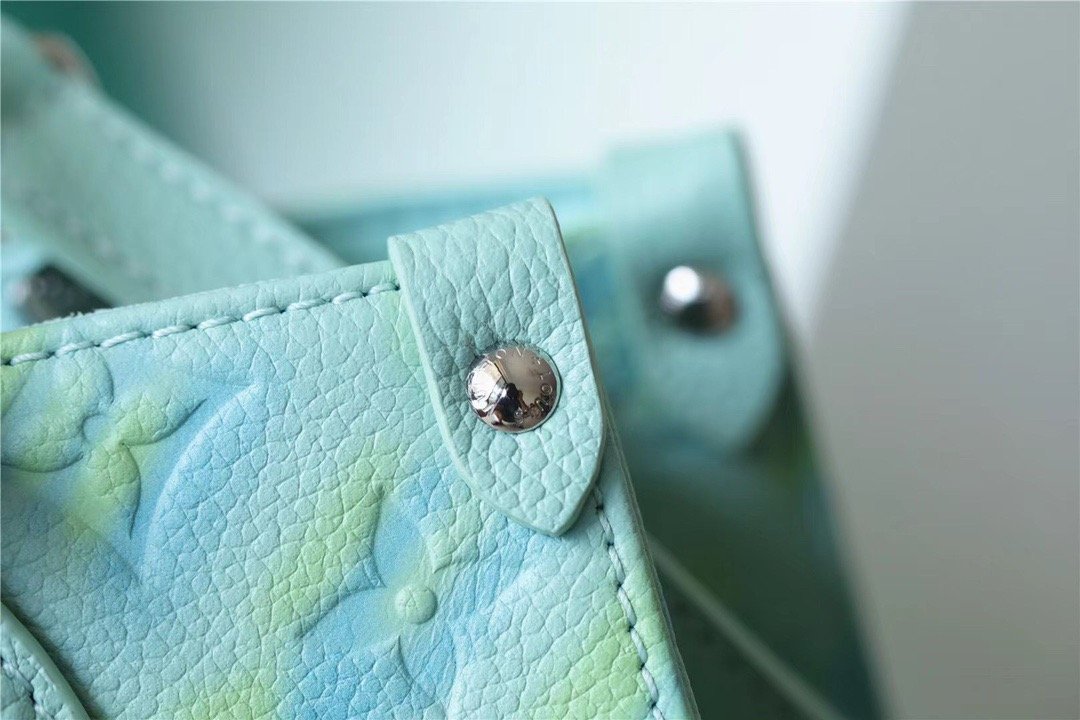 LV OnTheGo PM Monogram Empreinte Light Green For Women, WomenÃ¢â‚¬â„¢s Bags, Shoulder And Crossbody Bags 9.8in/25cm LV]