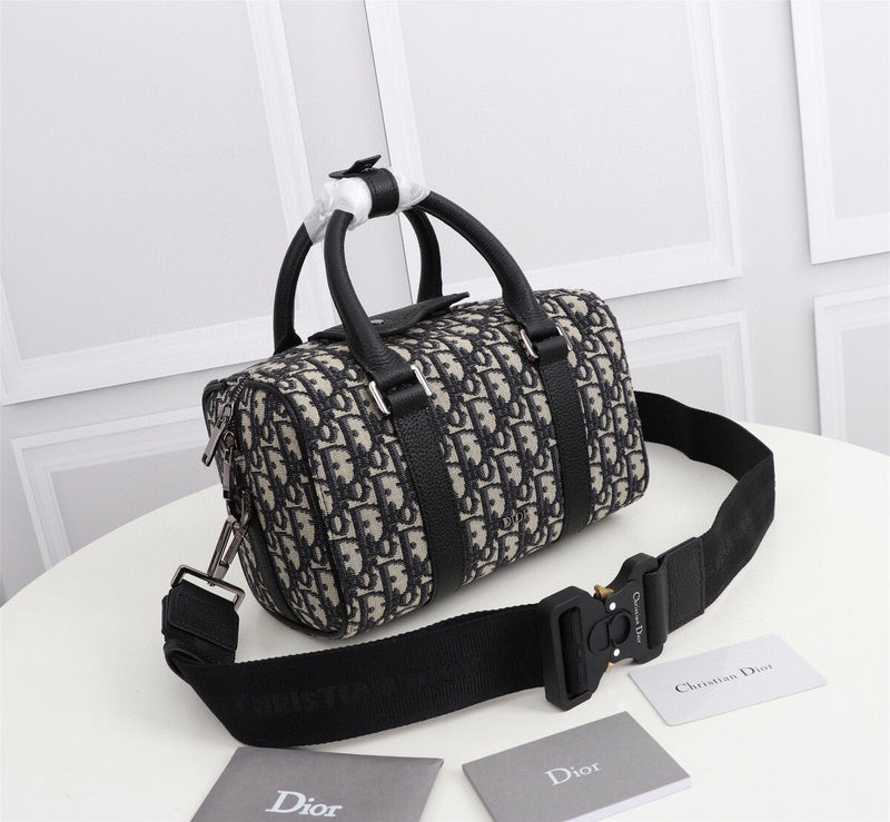 ELE - Dir Bags - 1542