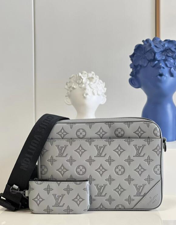 SAMC - LOV Bags - 1681