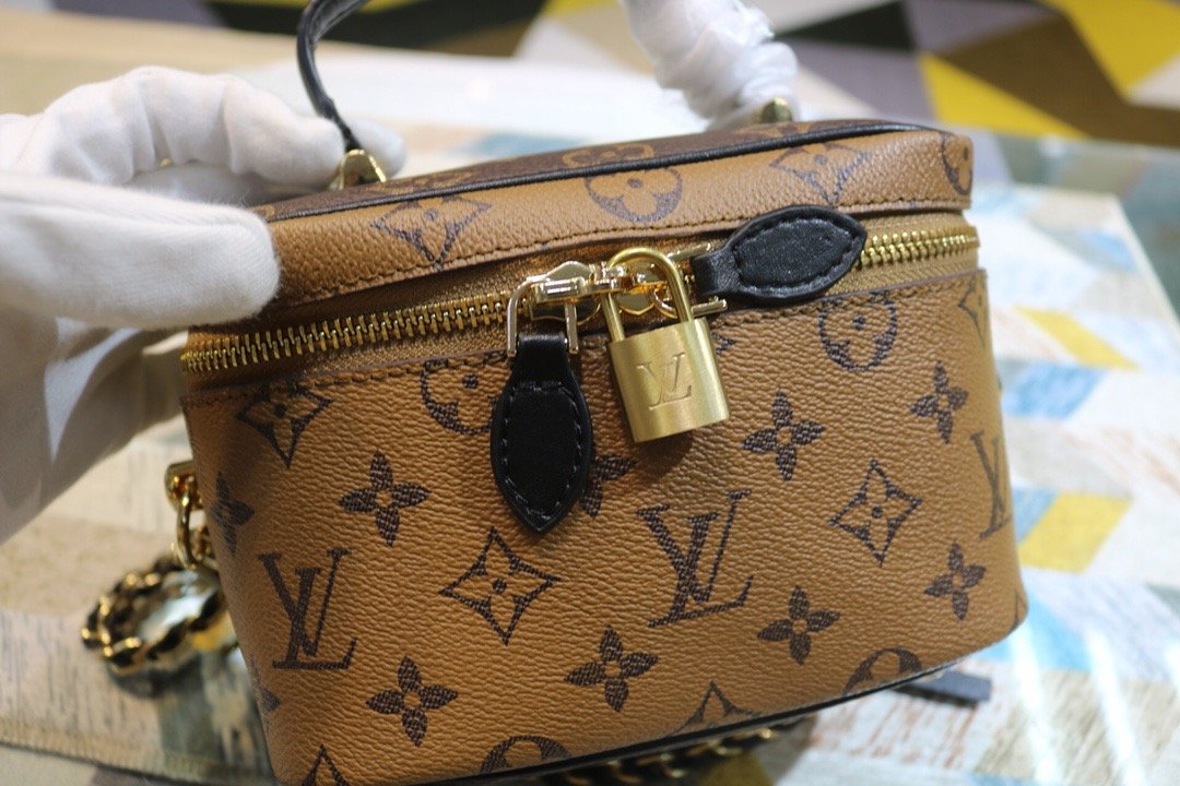 EN - New Arrival Bags LUV 248